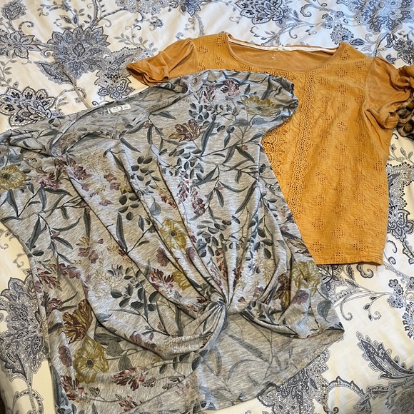 Huge lot (9) of Maurice’s, M shirts. - Picture 8 of 8